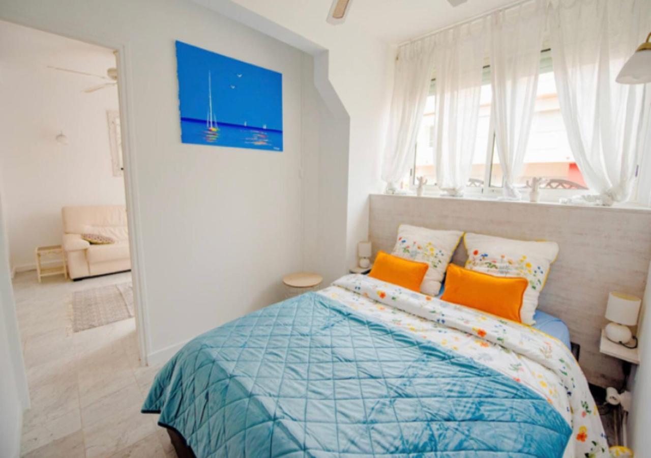 Apartment 3 Mins From The Cannes